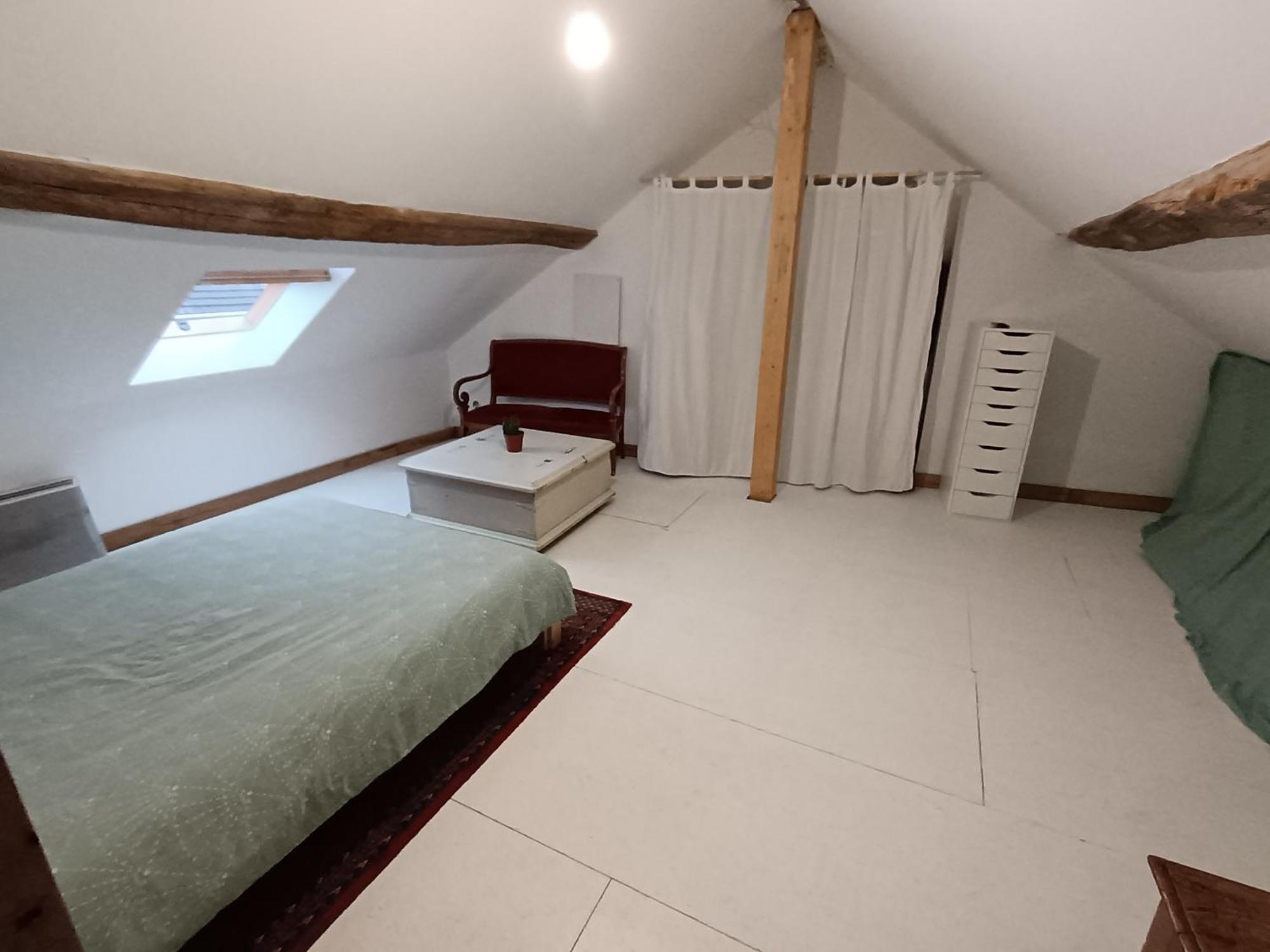 En Brie, Centre Ville, Superbe Appartement *